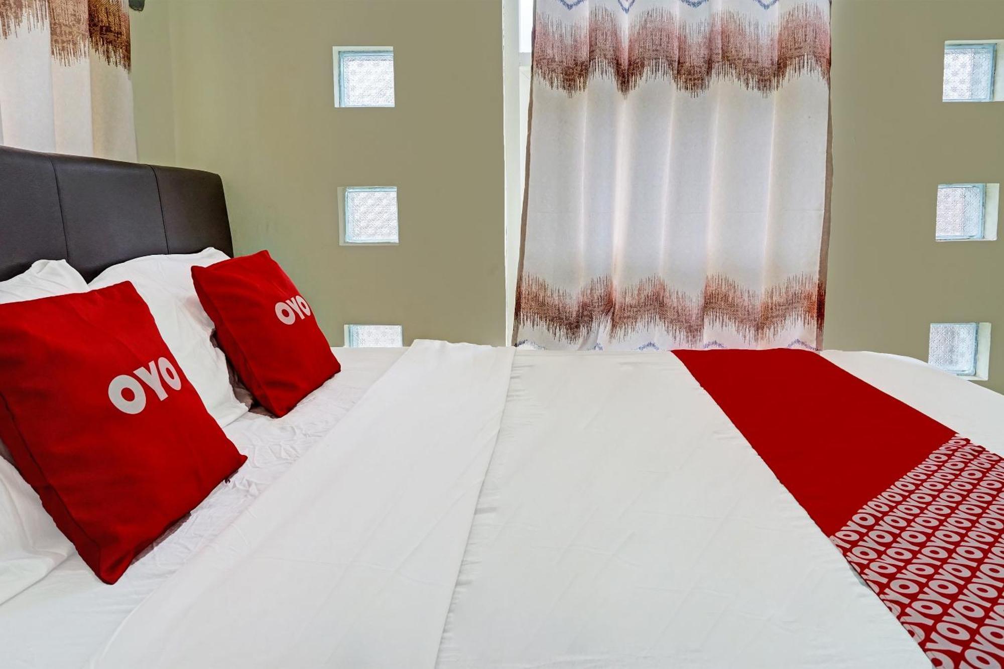 Oyo 91707 Jannah Homestay Syariah Dau Екстериор снимка