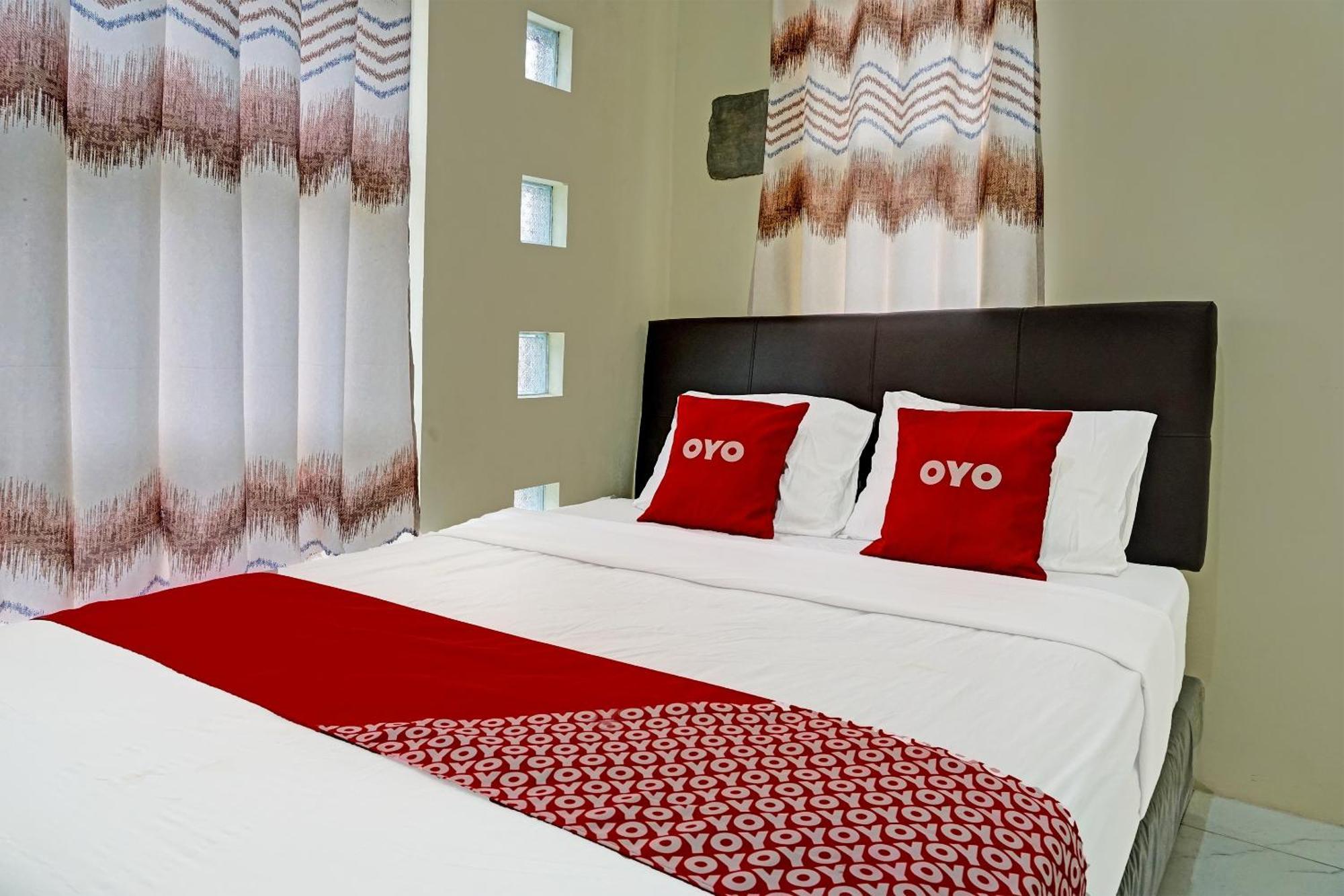 Oyo 91707 Jannah Homestay Syariah Dau Екстериор снимка