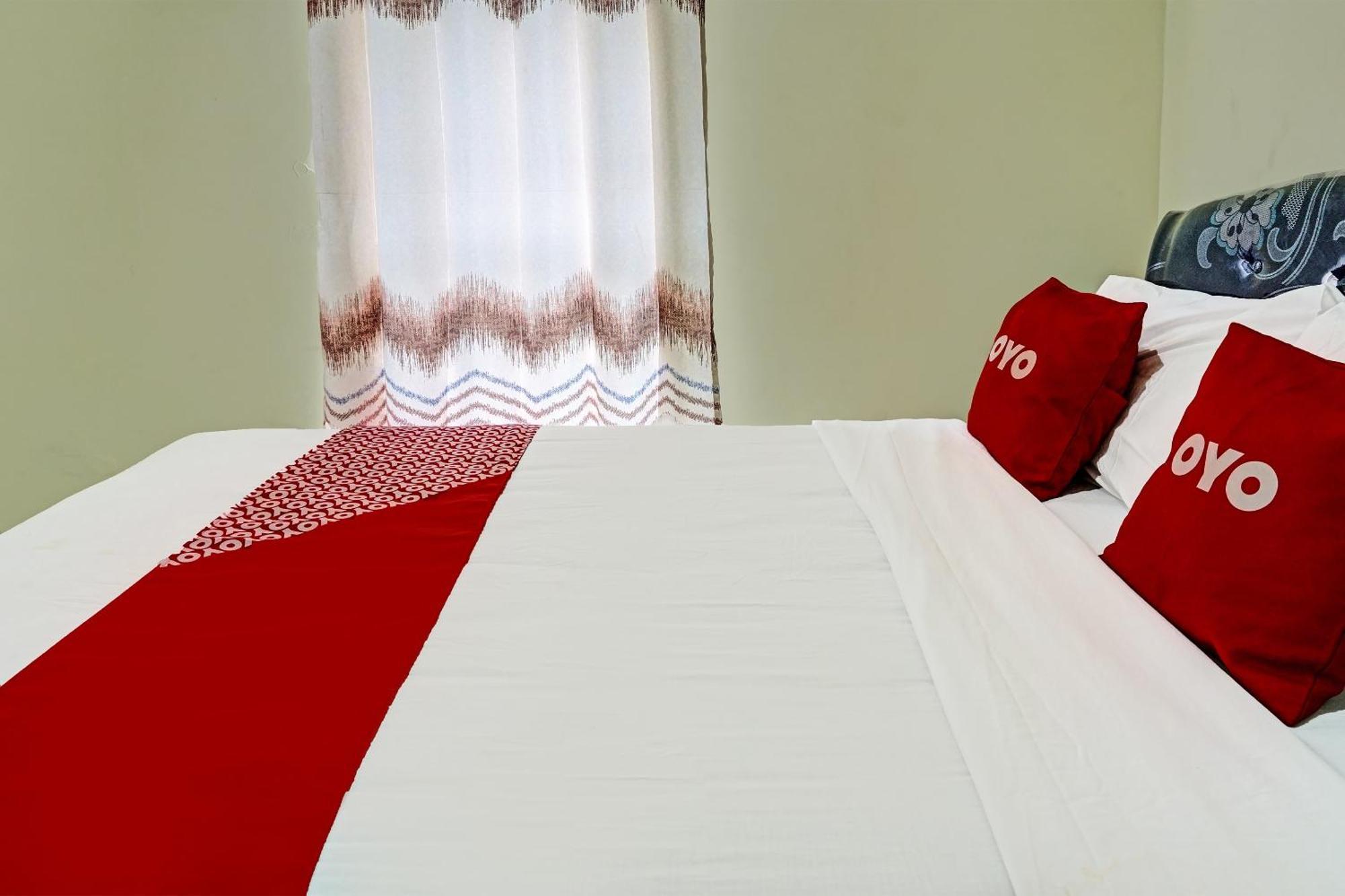 Oyo 91707 Jannah Homestay Syariah Dau Екстериор снимка