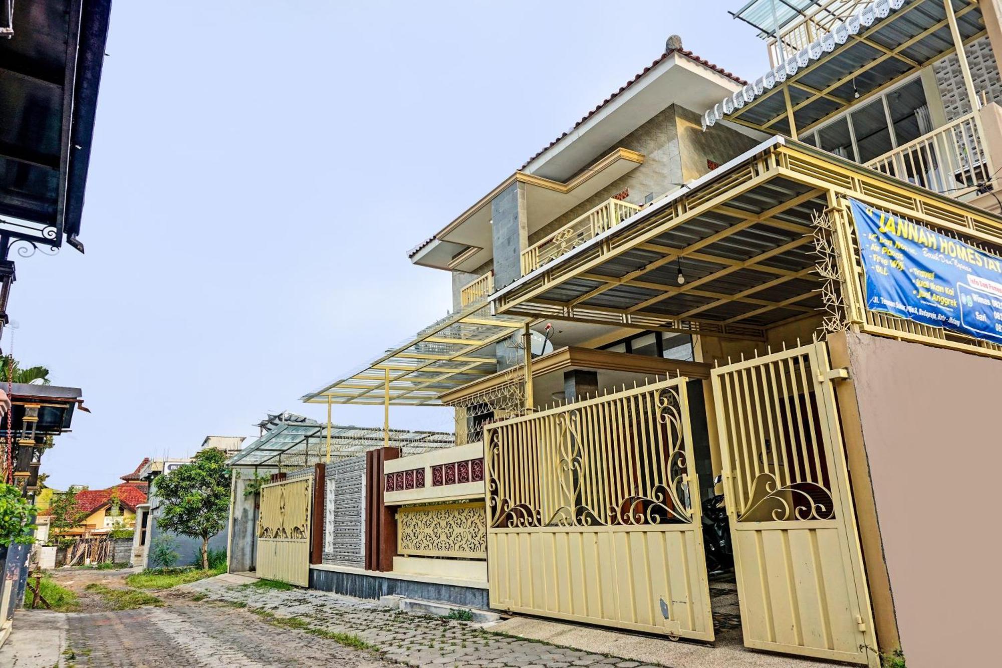 Oyo 91707 Jannah Homestay Syariah Dau Екстериор снимка